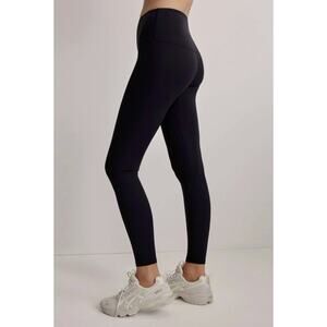 Varley Black Move High Rise Ribbed Leggings, size M